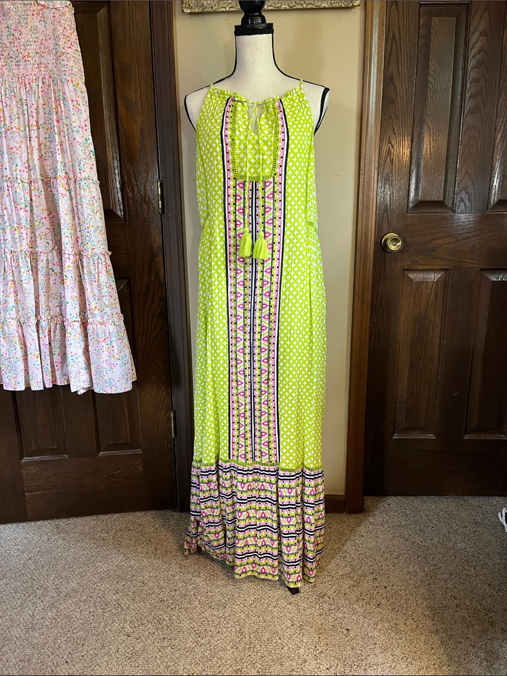 crown & ivy Lime Maxi Dress with Patterned Center Panel